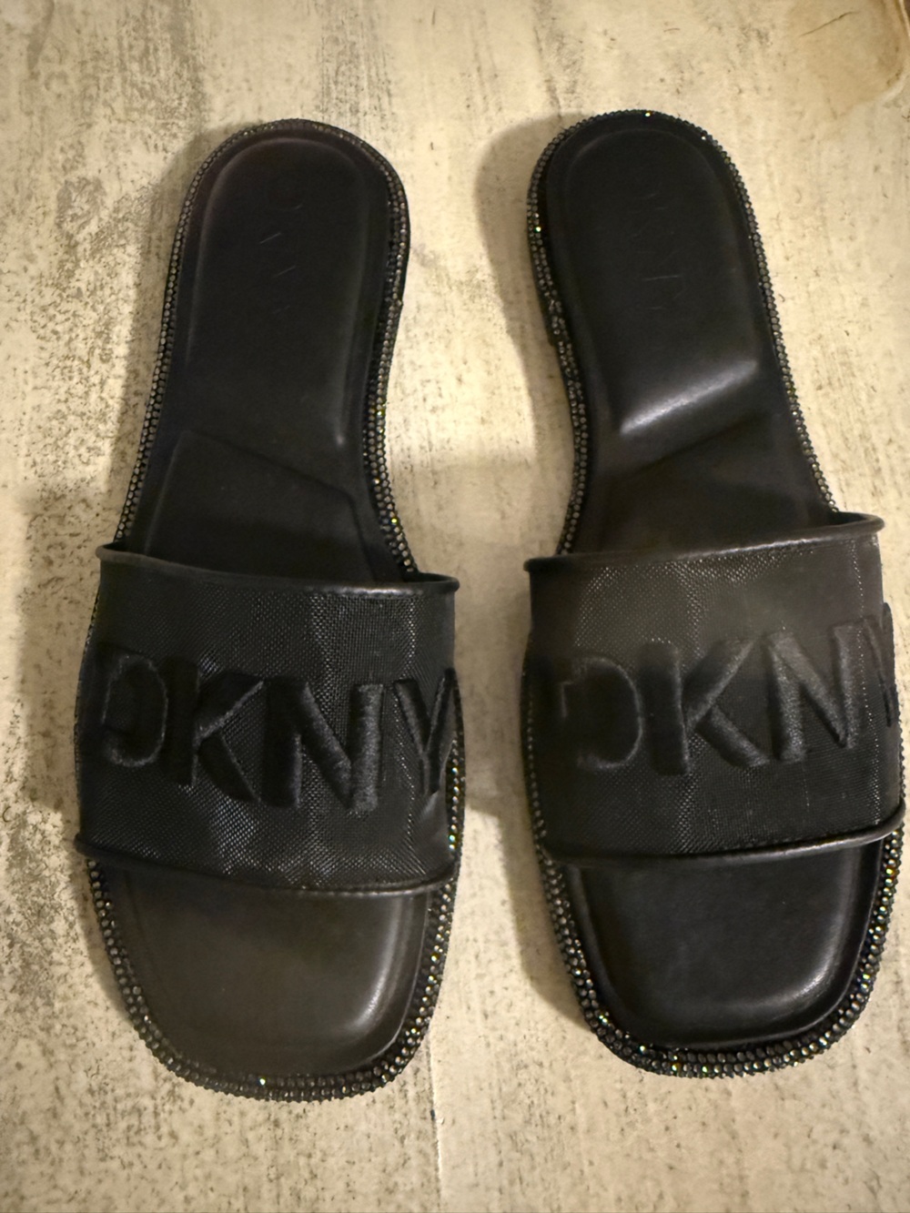 DKNY NWT Black Logo Slide Sandals Size 10